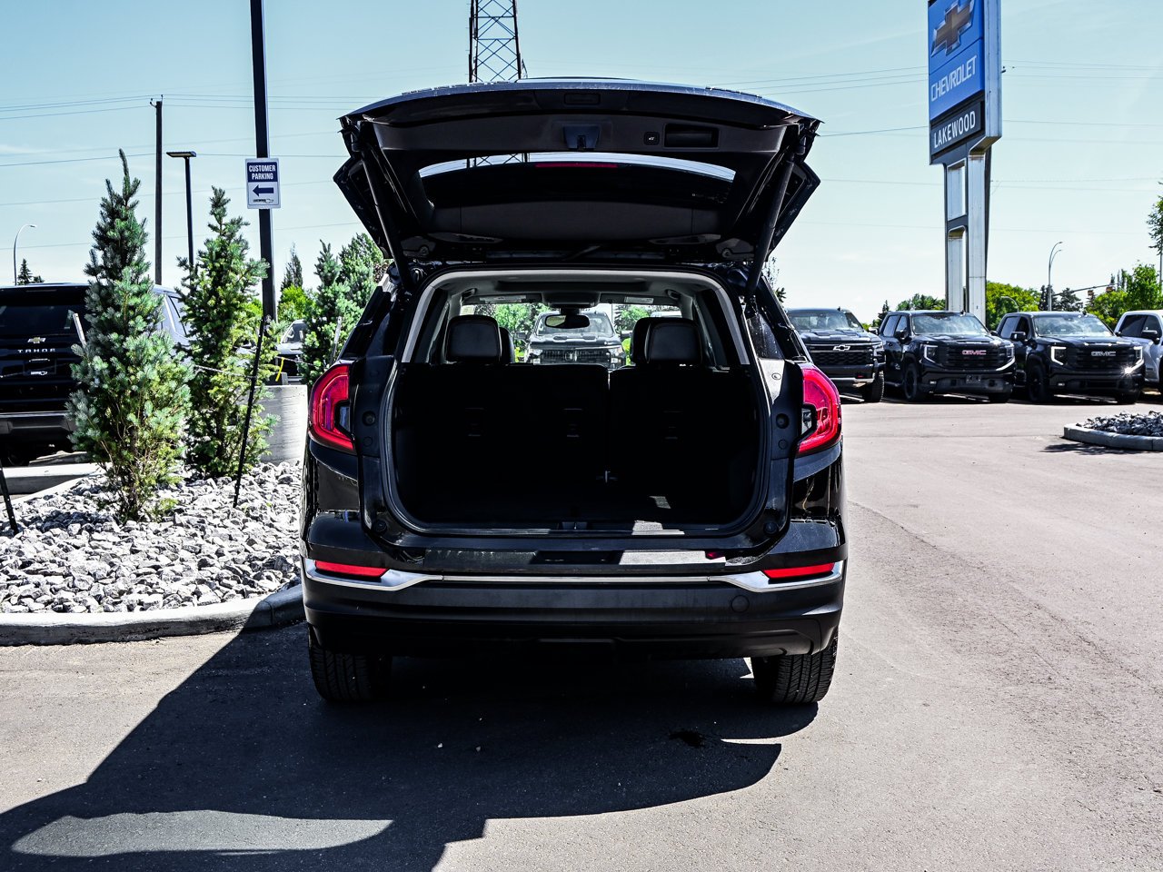 2022 GMC Terrain AWD 4dr AT4 Black Sherwood Park - photo #13