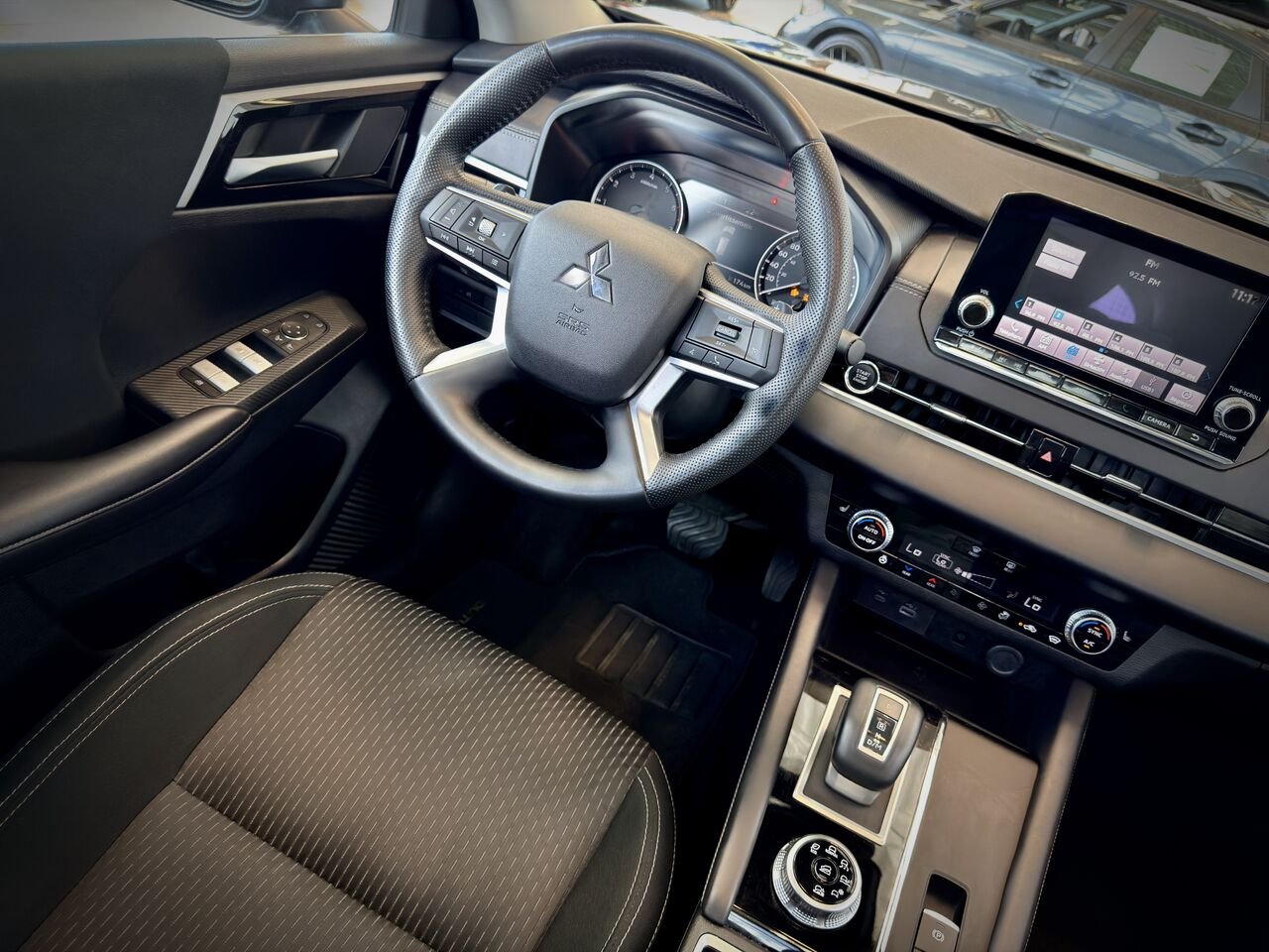 2024 Mitsubishi Outlander Bronze Notre-Dame-des-Prairies - photo #15