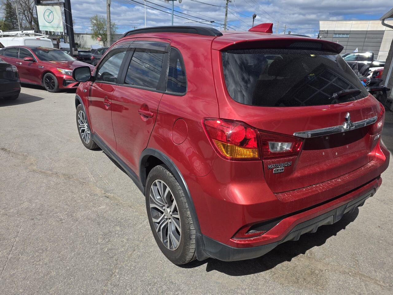 2018 mitsubichi rvr Red  - photo #2