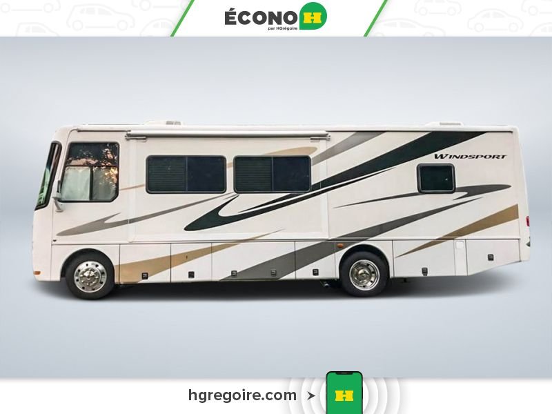 Ford Super Duty F-550 Motorhome 2007 Blanc Blainville - photo #1