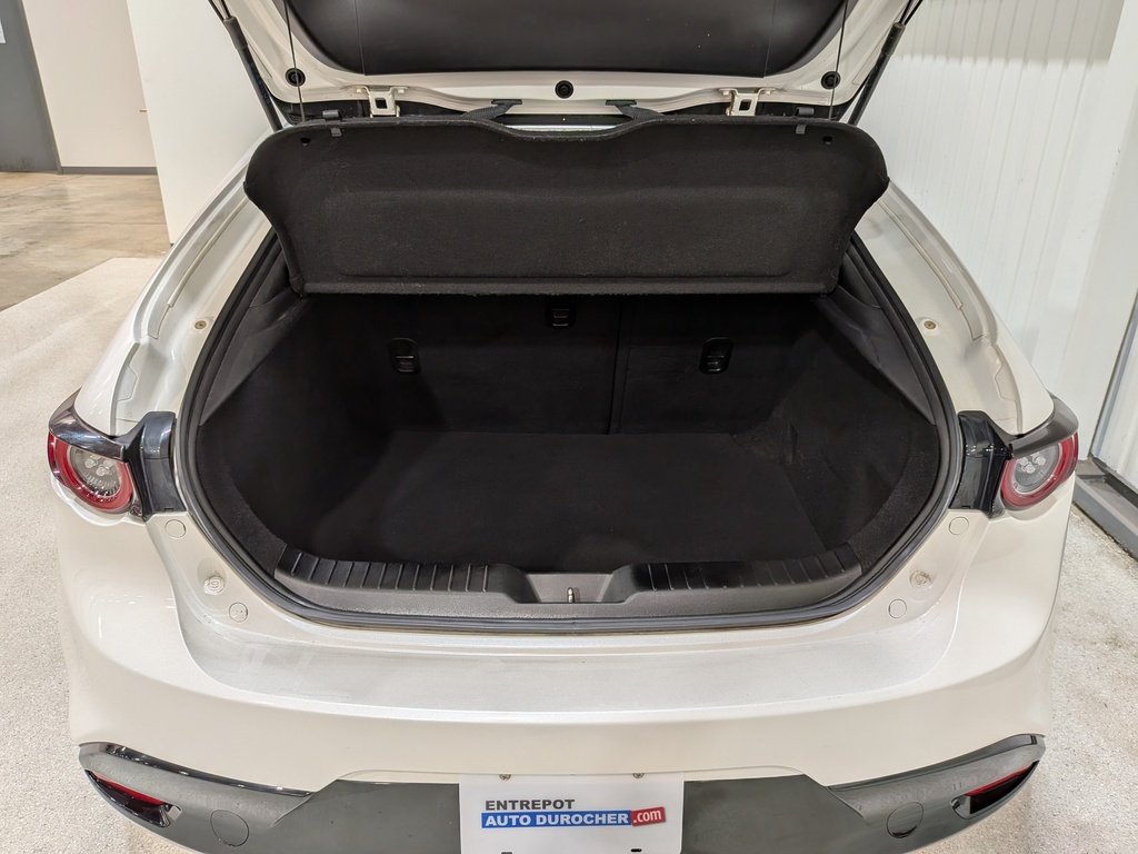 2019 Mazda Mazda3 Sport GS Auto FWD White Val-David - photo #8