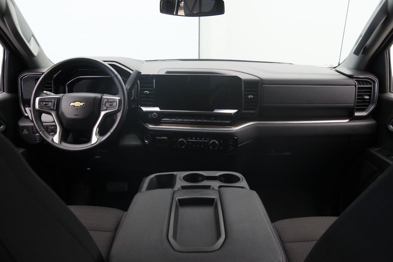 Chevrolet Silverado 1500 NIV 2GCUKDED4S1122348 2025 Noir Baie-Comeau - photo #9