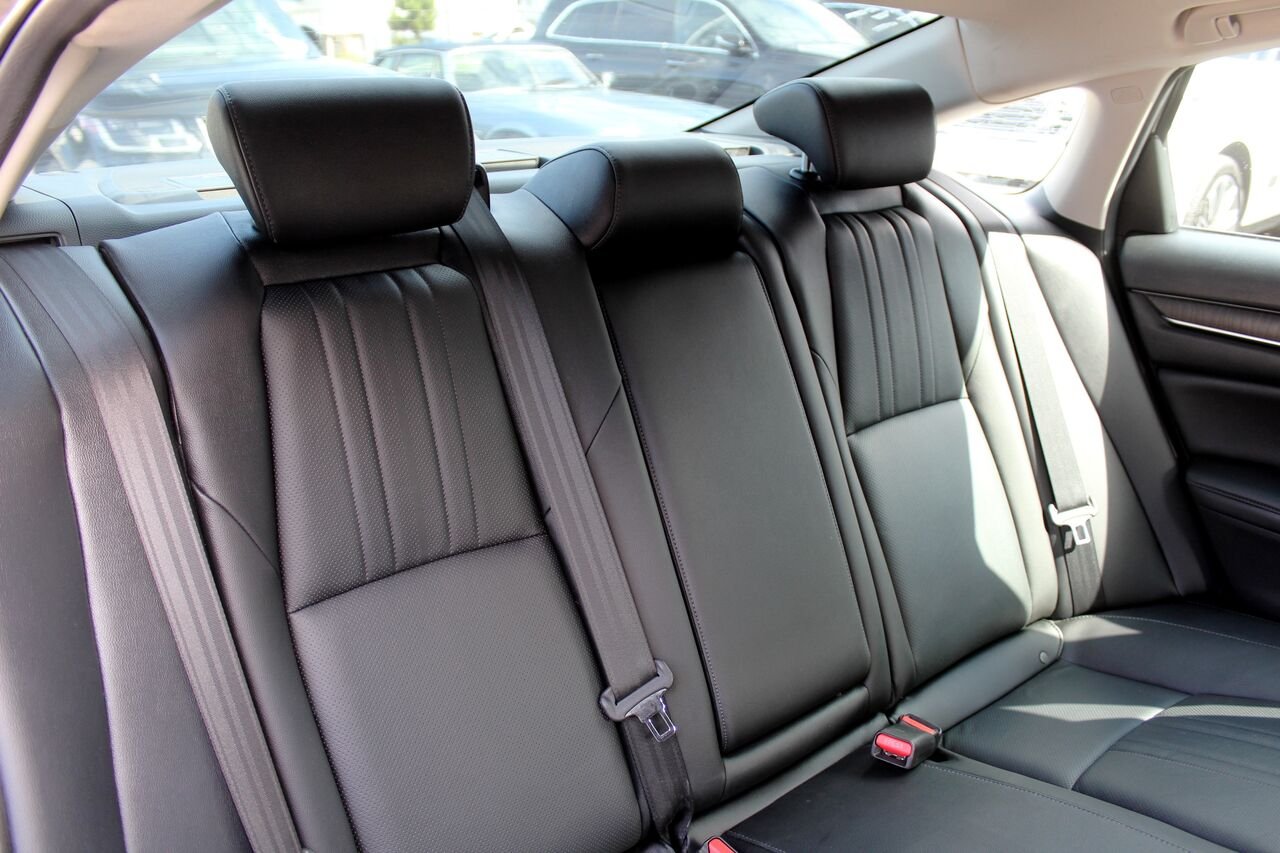 Honda Berline Accord VIN: 1HGCV1F94KA800468 2019 Noir Sainte-Rose - photo #9
