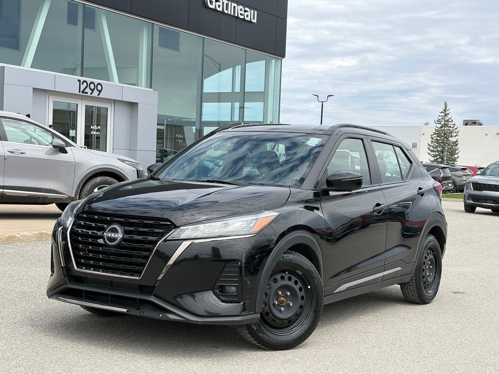 2023 Nissan Kicks Black Gatineau - photo #0