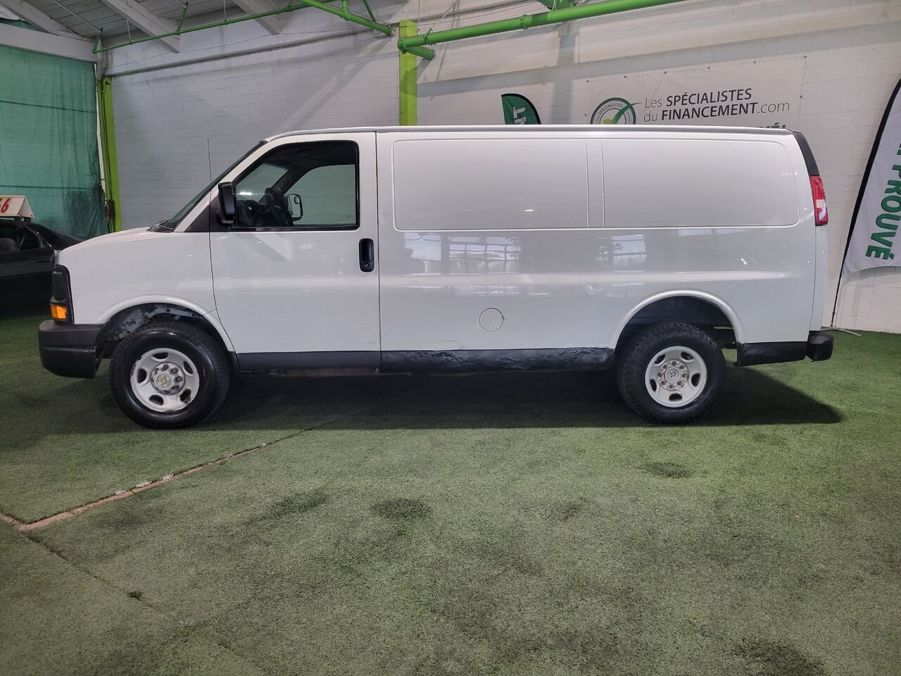 Chevrolet Express Cargo Van 2007 Blanc Longueuil, - photo #2
