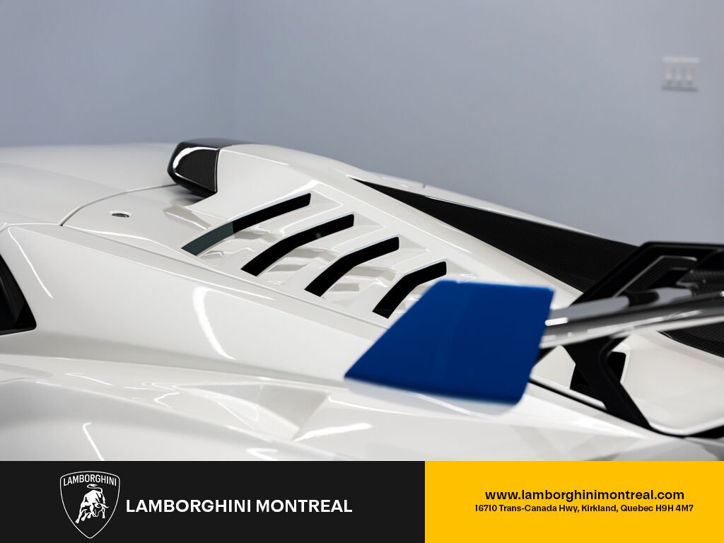 Lamborghini Huracan STO 2022 Blanc Kirkland - photo #33