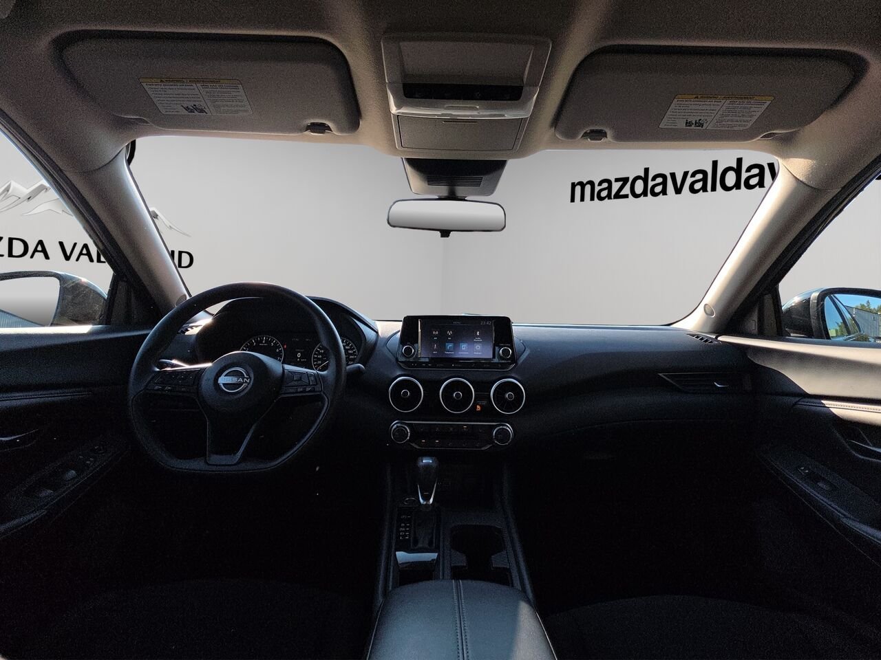 Nissan Sentra S Plus CVT, caméra de recul, commande audio au volant, Apple Carplay 2024 Noir Val-David - photo #7