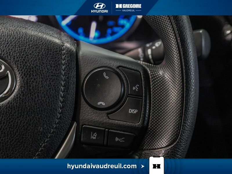 Toyota Corolla 2018 Bleu Laval - photo #21