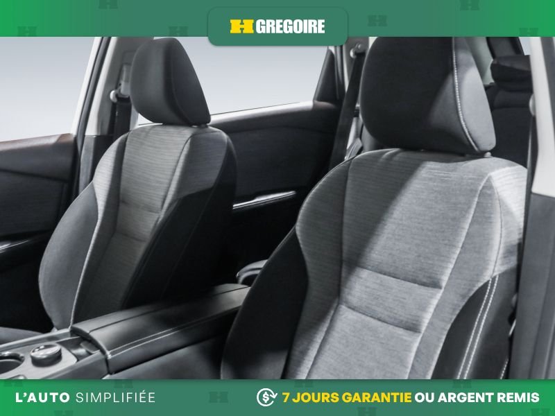 2023 Nissan Rogue White Blainville - photo #13