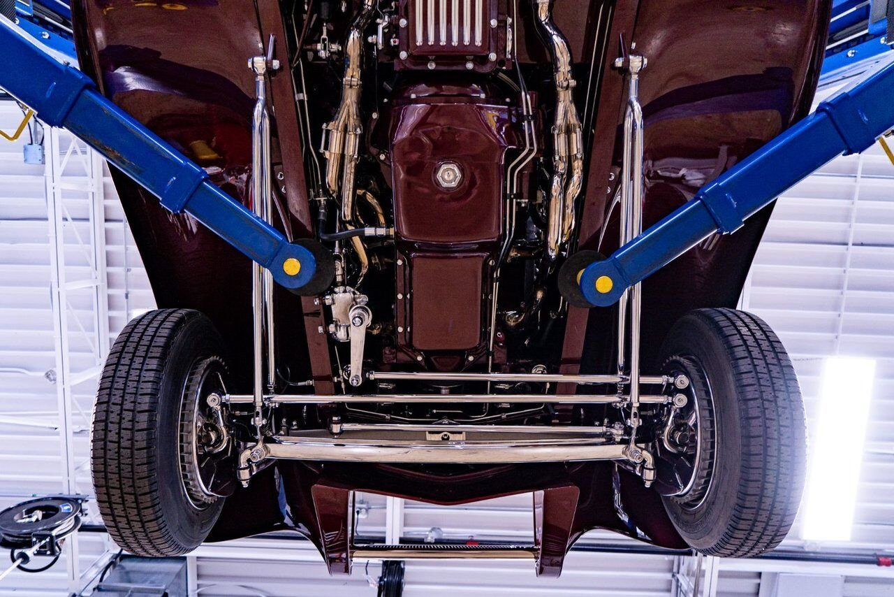 1932 Ford Highboy Lobeck creation spectacular presentation **PRICE IN USD** Red Montreal - photo #74