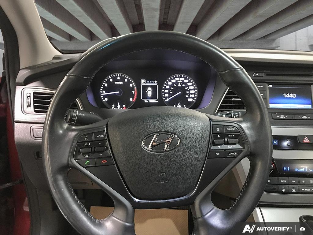 2015 Hyundai Sonata 2601515A | 2.4L Sport Red Edmonton - photo #13
