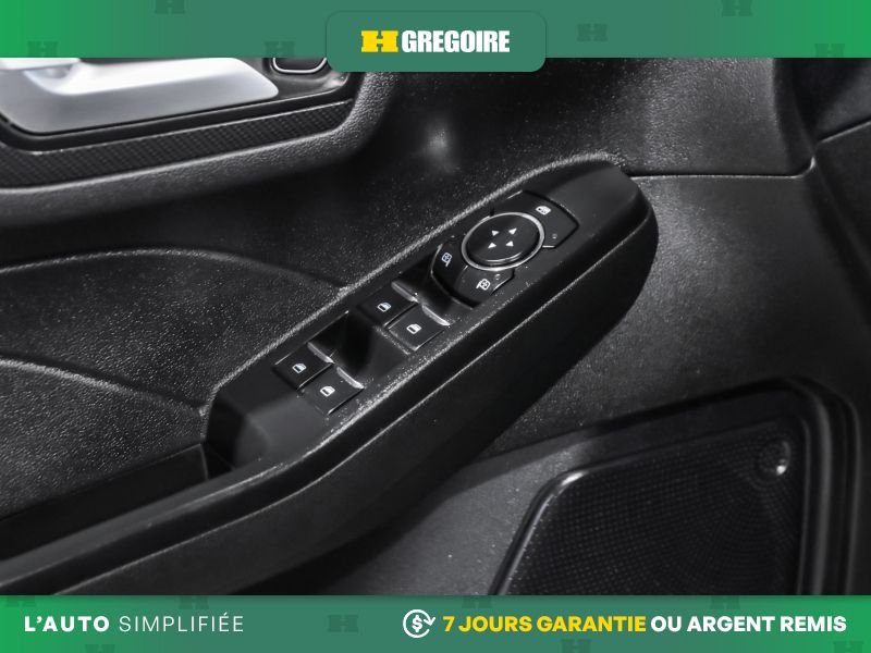 2024 Ford Escape Grey Laval - photo #13