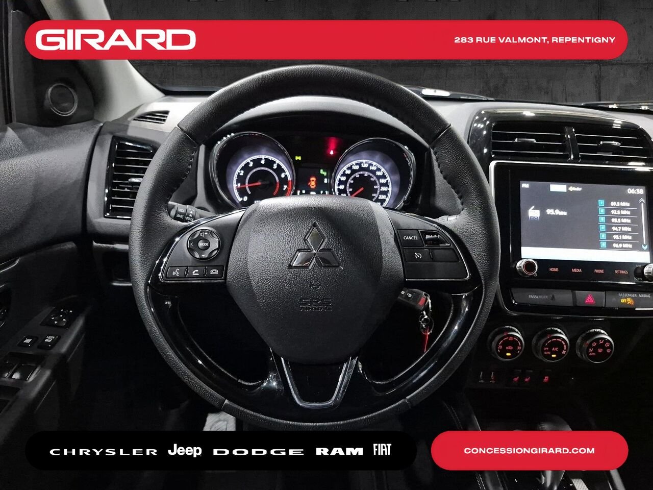 2025 MITSUBISHI RVR Grey Repentigny - photo #14