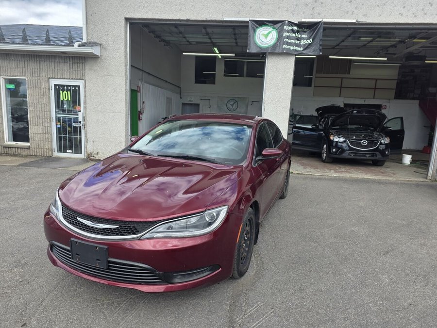 Chrysler 200 2015 2015 Rouge