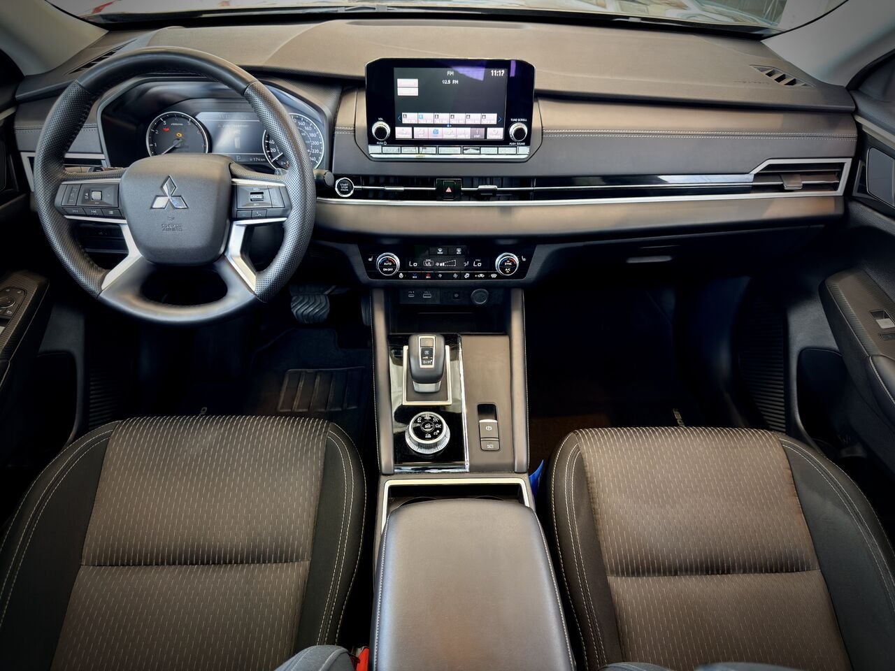 2024 Mitsubishi Outlander Bronze Notre-Dame-des-Prairies - photo #16