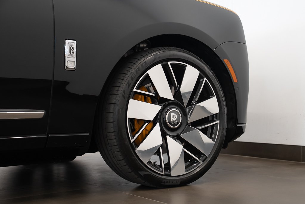 2025 Rolls-Royce Cullinan Black Kirkland - photo #6