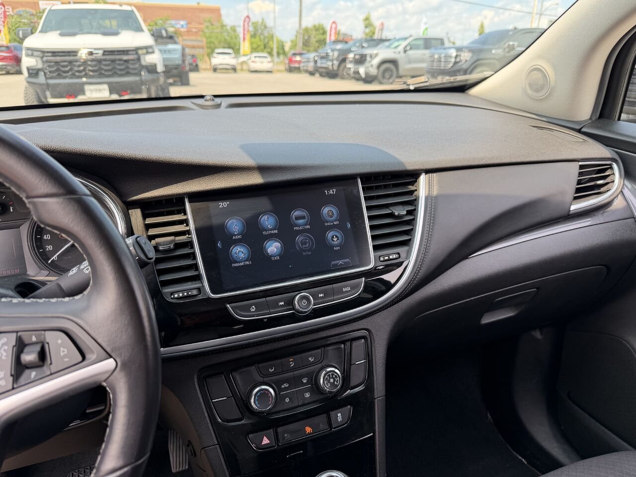 BUICK ENCORE PREFERRED Privilégiée 4 portes TA 2021 Blanc Ottawa & Gatineau - photo #4
