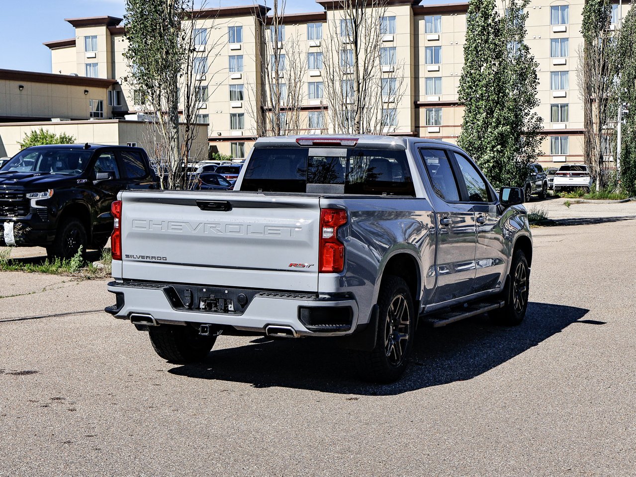 2024 Chevrolet Silverado 1500 4WD Crew Cab 147 RST Grey Sherwood Park - photo #12