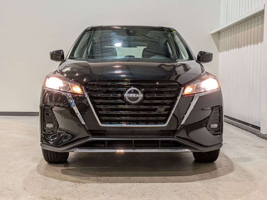 2024 Nissan Kicks Black
