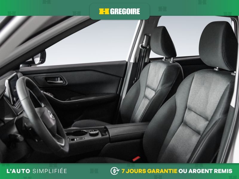 2025 Nissan Rogue White Saint-Eustache - photo #10