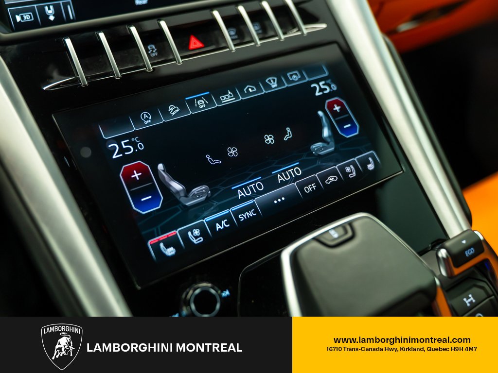 2019 Lamborghini Urus Cuir | *Pre-owned* White Kirkland - photo #16