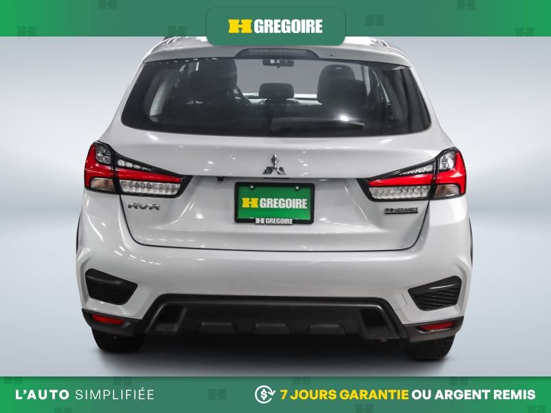 2022 Mitsubishi RVR White Blainville - photo #5