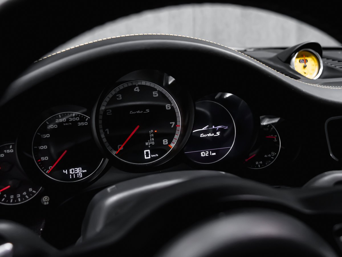 2017 Porsche 911 TURBO S Black Montreal - photo #16