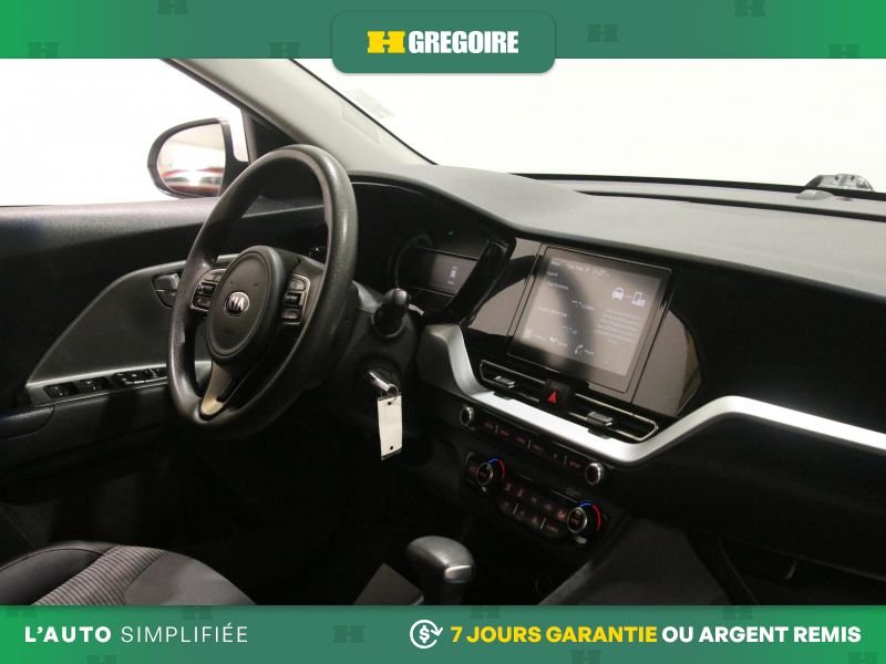 2020 Kia Niro White Saint-Eustache - photo #30