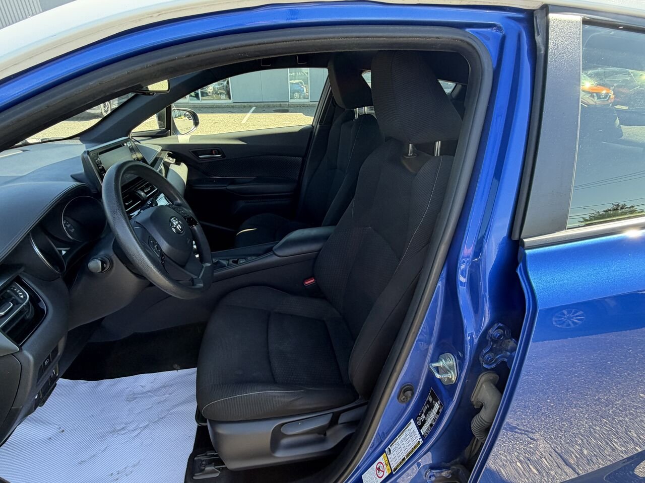 2019 Toyota C-HR Blue Ste-Marie - photo #8