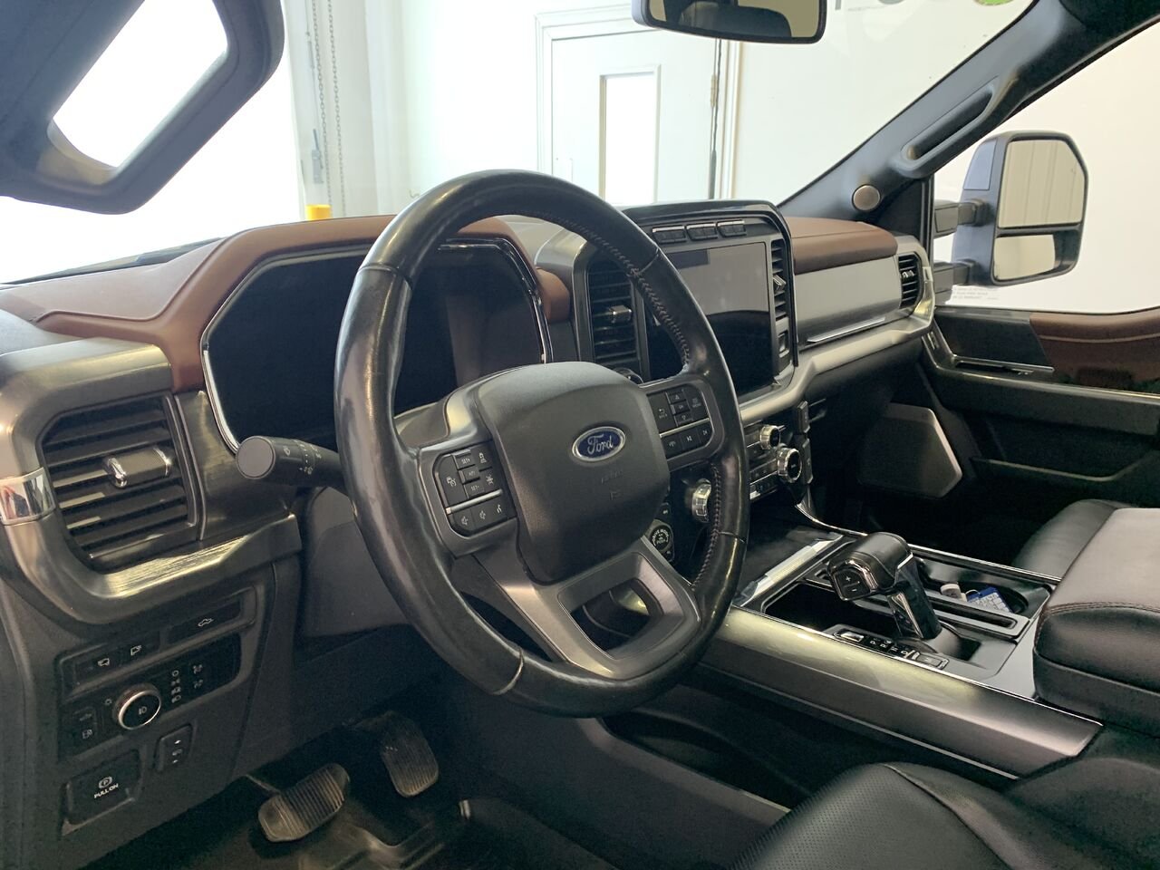 Ford F-150 SUPERCREW LARIAT LARIAT, 502A, SPORT 2023 Noir Châteauguay - photo #34