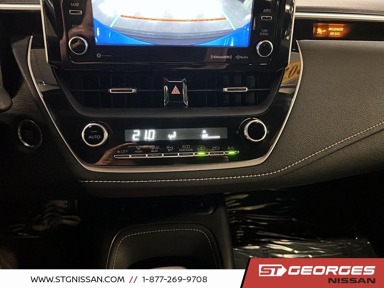 2021 Toyota Corolla Hatchback Blue Saint-Georges - photo #17