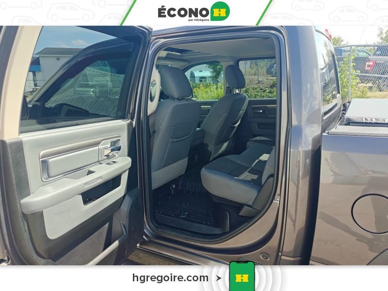 2020 Ram 1500 Grey Laval - photo #17