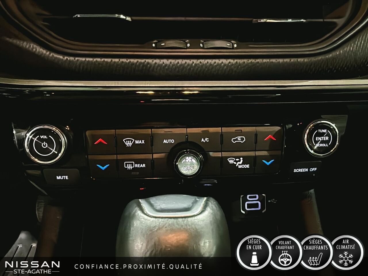 2022 Jeep Compass Trailhawk | 4X4 | VOLANT CHAUFFANT | ATTELAGE | CAMÉRA DE RECUL Grey Saint-Jérôme - photo #17