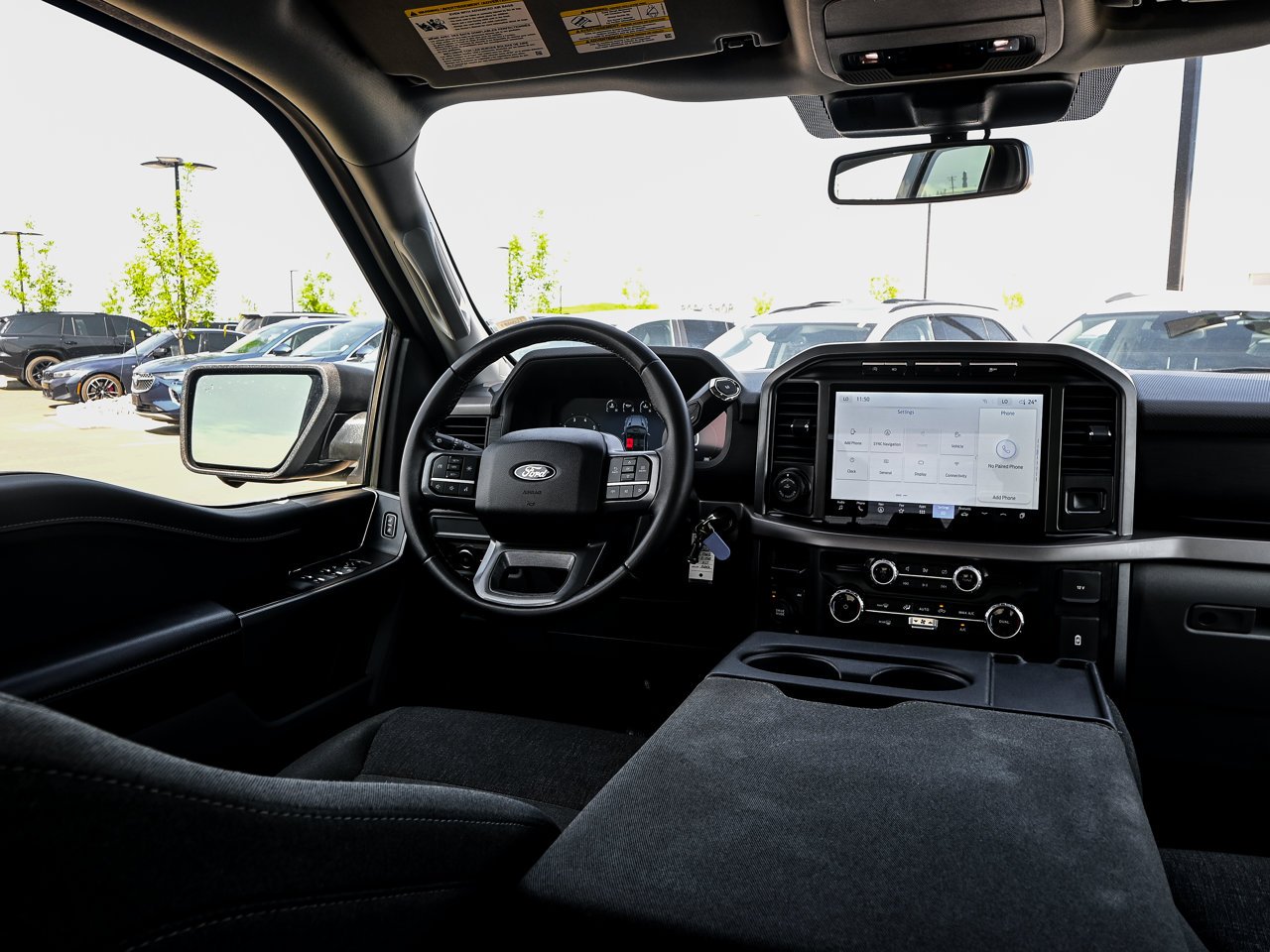2024 Ford F-150 XLT 4WD SuperCrew 5.5' Box Black Sherwood Park - photo #27