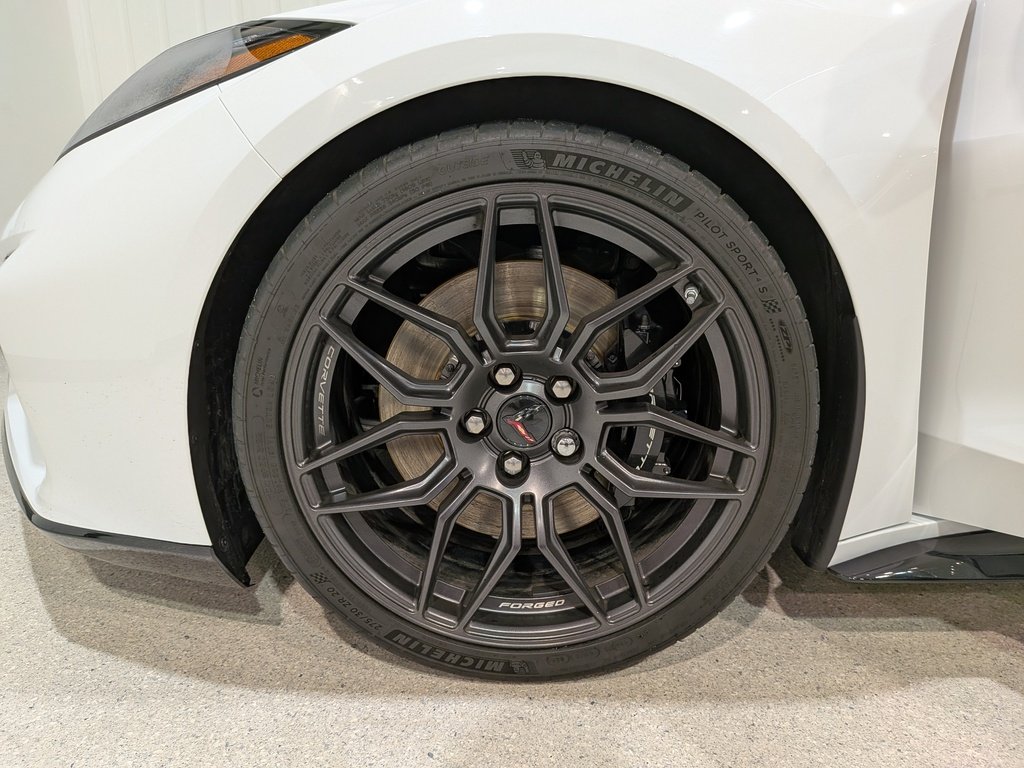 2024 Chevrolet Corvette 2dr Z06 Cpe w/2LZ White Val-David - photo #39