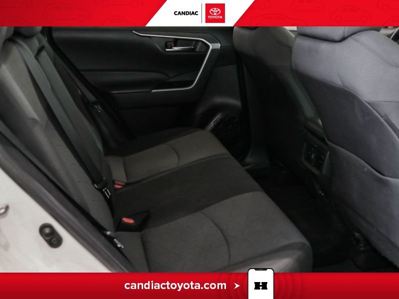 2022 Toyota Rav 4 White Blainville - photo #31
