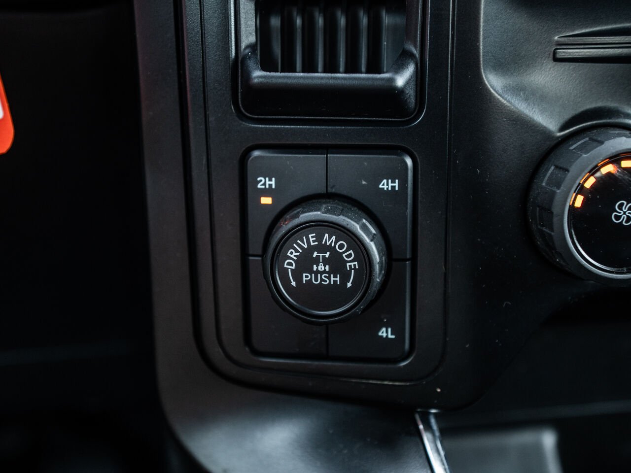 Ford F-150 2024 Gris Sainte-Julienne - photo #15