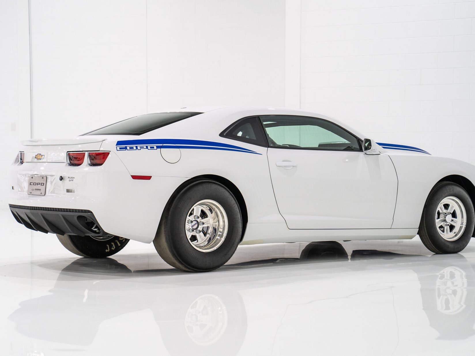 2012 Chevrolet COPO Camaro 327 #15 of 69 1 of 20 Voiture D'accélération d'usine / Exemple Neuf Jamais Couru **PRIX EN USD** White Montreal - photo #25