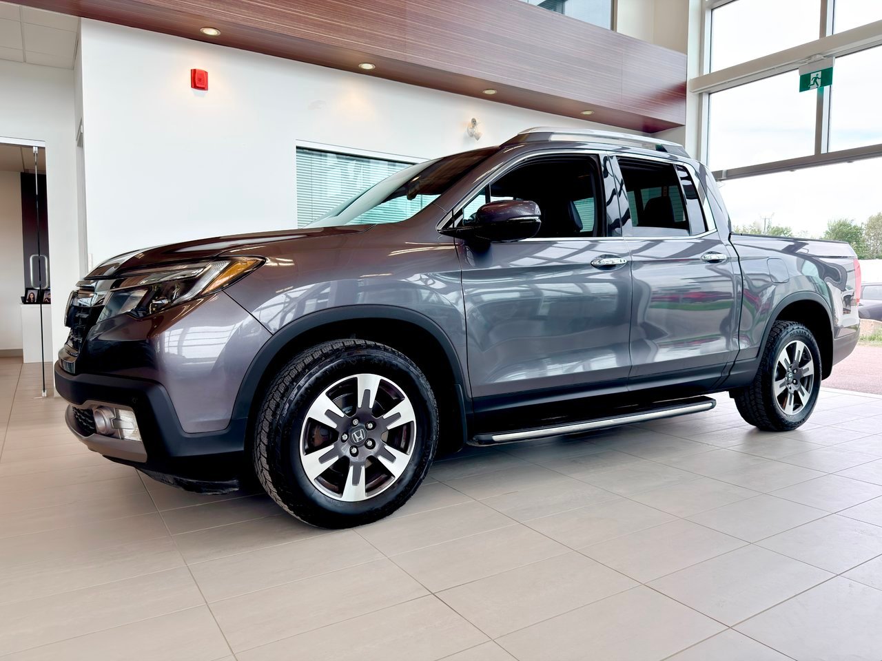 2019 Honda Ridgeline Silver Notre-Dame-des-Prairies - photo #5