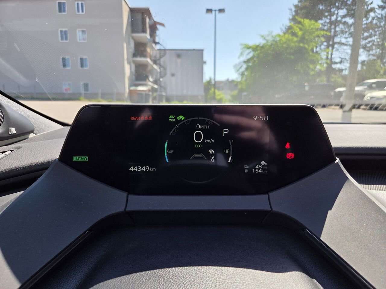 2024 Toyota PRIUS PRIME Red Mont-Laurier - photo #23