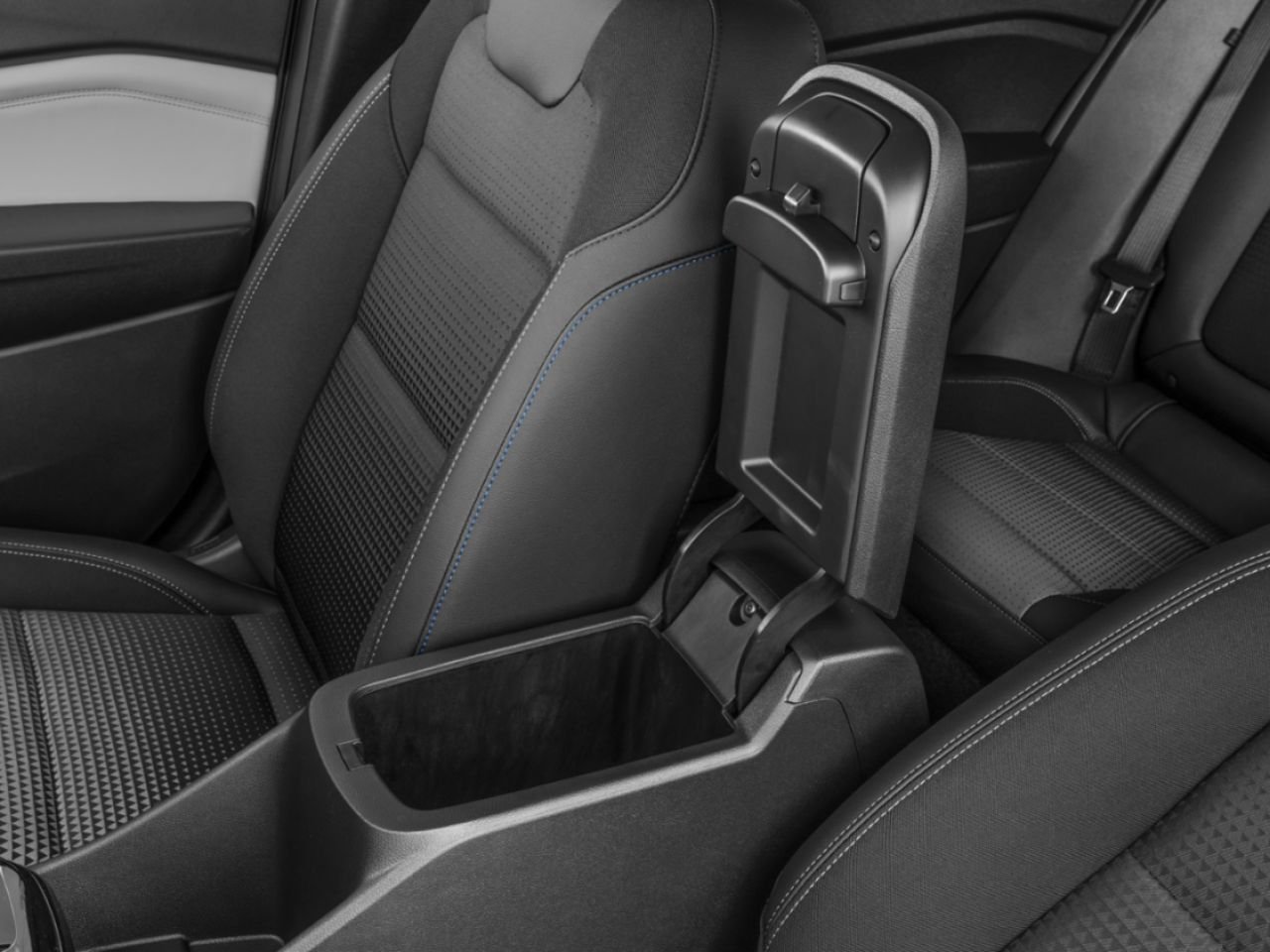 CHEVROLET Trax Traction avant 4 portes LT 2026 GRIS STERLING METALLISE Montmagny - photo #6