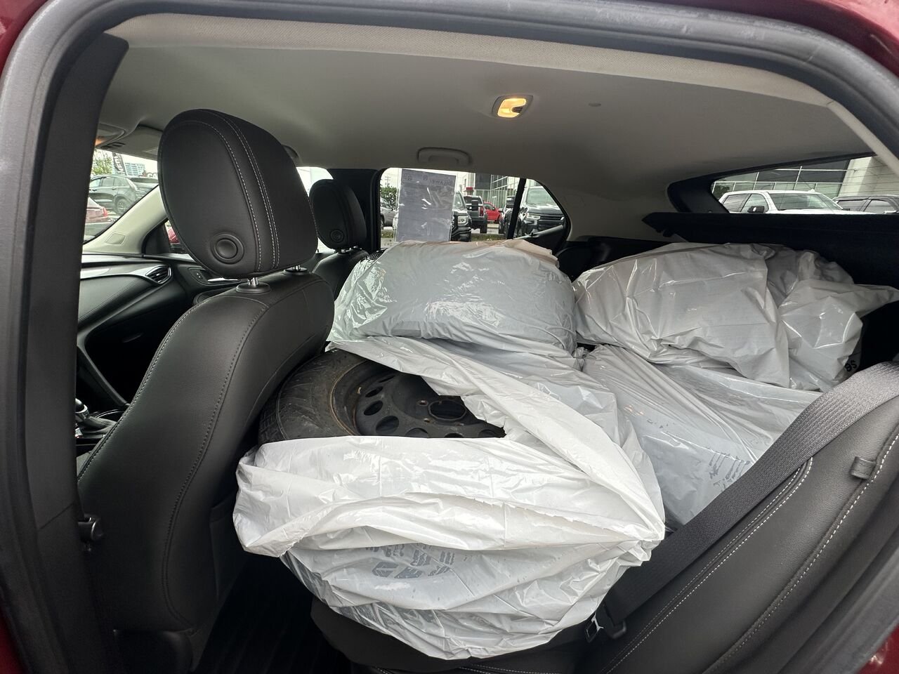 2023 BUICK ENCORE GX PREFERRED Privilégiée 4 portes TI CINABRE M Ottawa & Gatineau - photo #14