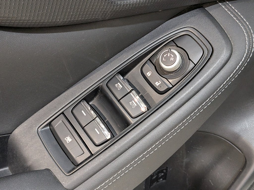 2019 Subaru Forester 2.5i Limited w/EyeSight Pkg White Val-David - photo #41