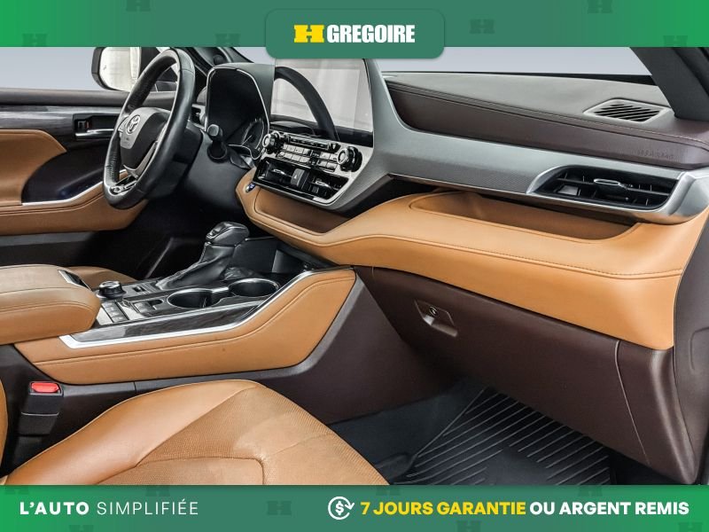 Toyota Highlander 2022 Laval - photo #35