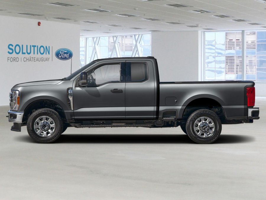 Ford Super Duty F-250 SRW 2026 Gris carbonisé métallisé