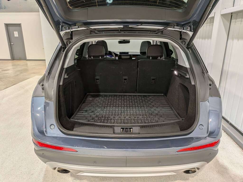 2022 Lincoln Corsair Reserve AWD Blue Val-David - photo #8
