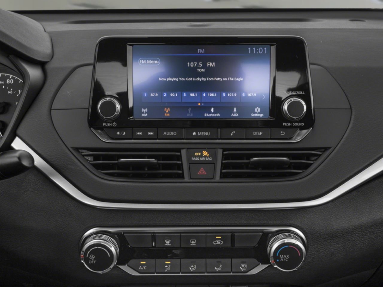 2024 Nissan Altima Super Black Saint-Eustache - photo #4