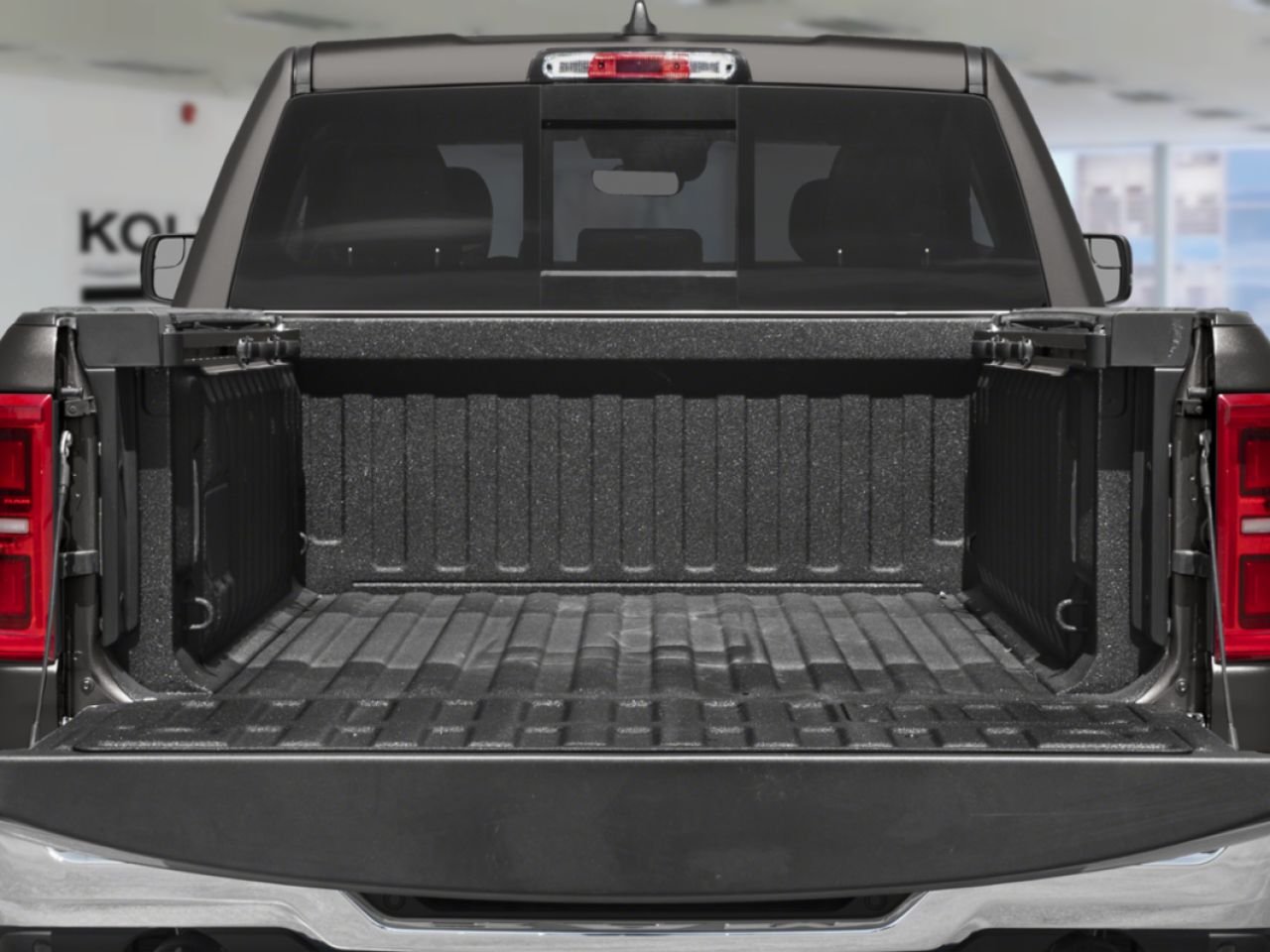 2026 RAM 1500 26690 | Limited cabine d'équipe 4x4 caisse de 5 pi 7 po Diamond Black Crystal Pearl Gatineau - photo #12