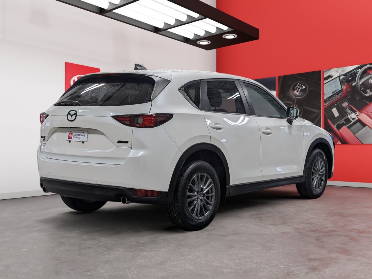 Mazda CX-5 GS/AWD/SIÈGES CHAUFFANTS/SIÈGE ÉLECTRIQUE/DÉMARRAGE SANS CLÉ/AC 2017 Blanc Sherbrooke - photo #2