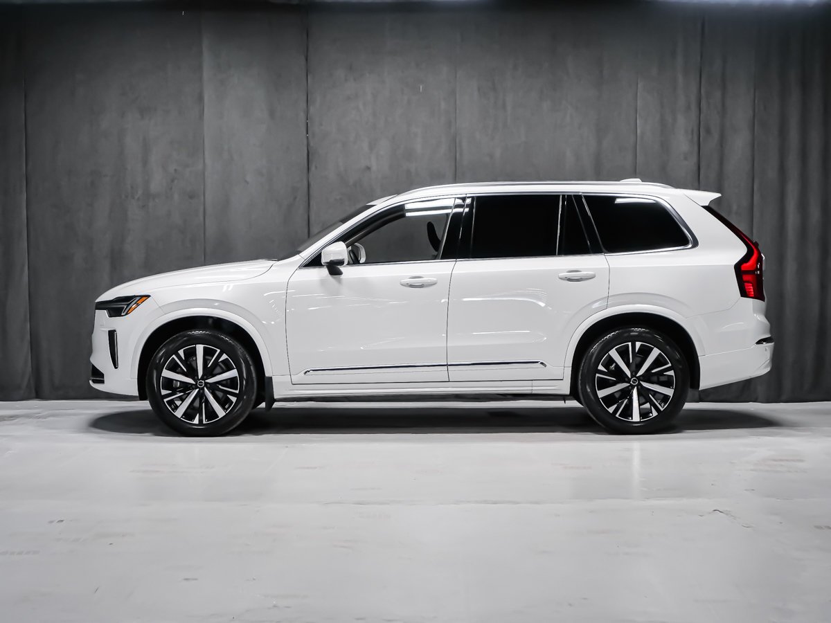 2026 Volvo XC90 B6 CORE BRIGHT White Montreal - photo #2